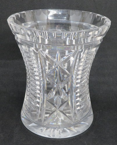 Clear cut glass vintage art - cut,