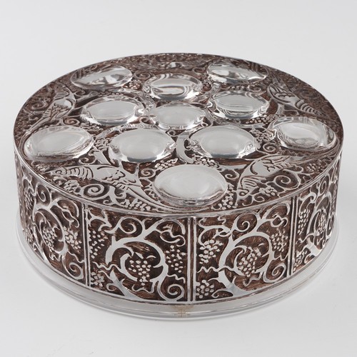 Lalique roger box - roger, designed
