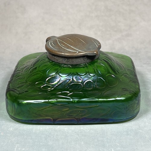 C1900 antique kralik - antique,