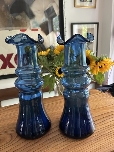 Pair stunning blue - of,