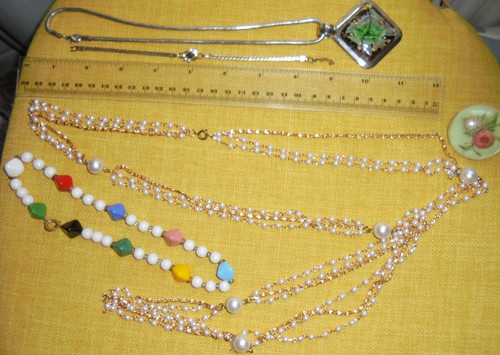 Vintage jewellery necklaces - jewellery,