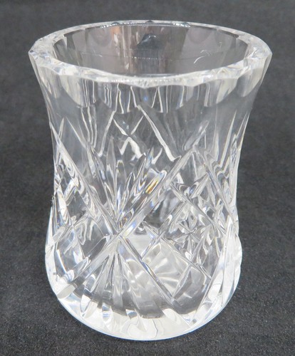 Clear cut glass - , art